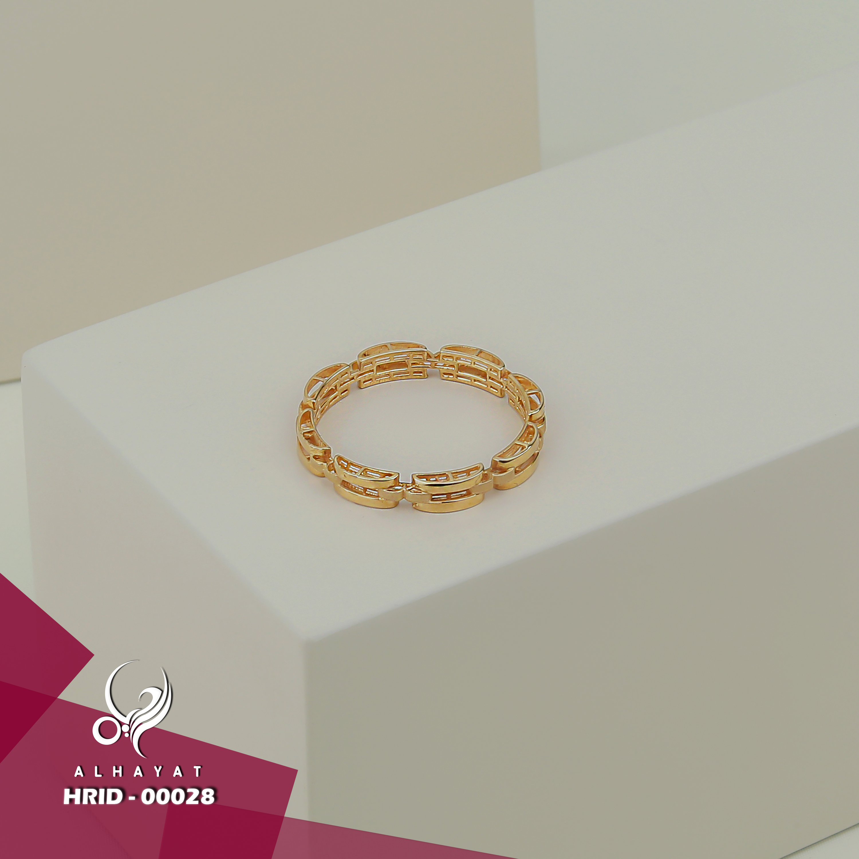 18 karat gold Haysa ring, made in Turkey - (H-0733)